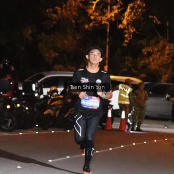 Runner Photo 3759699