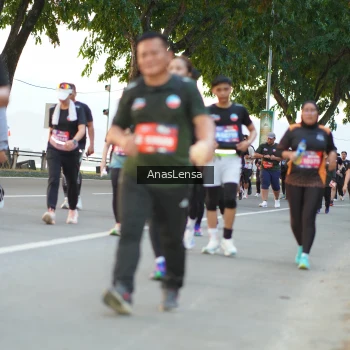 Runner Photo 3759758