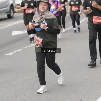 Runner Photo 3759799