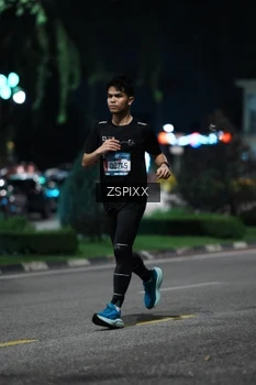 Runner Photo 3759885