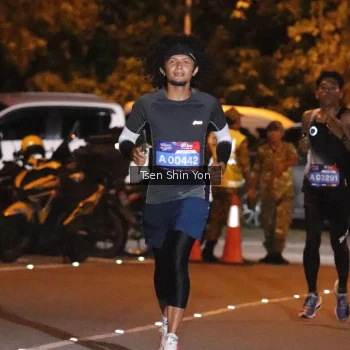 Runner Photo 3759886