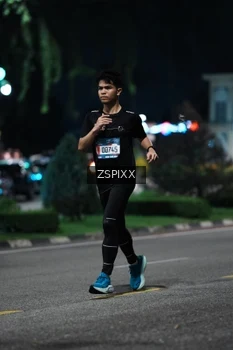 Runner Photo 3759887
