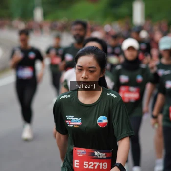 Runner Photo 3759973