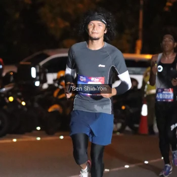Runner Photo 3759976