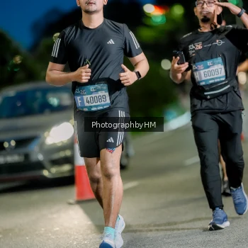 Runner Photo 3759985