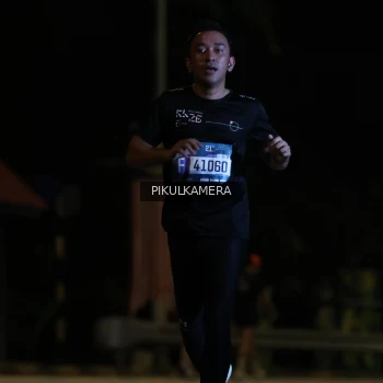Runner Photo 3760020