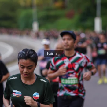 Runner Photo 3760025