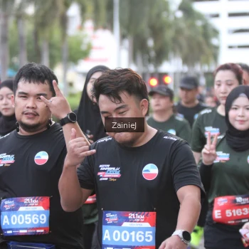 Runner Photo 3760033