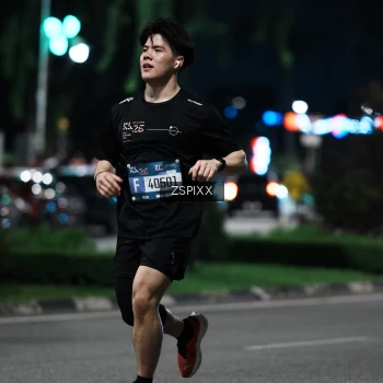 Runner Photo 3760076