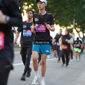 Runner Photo 3760218