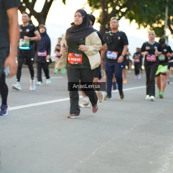 Runner Photo 3760275