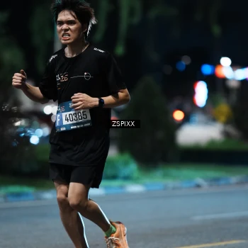 Runner Photo 3760299