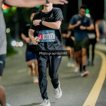 Runner Photo 3760316