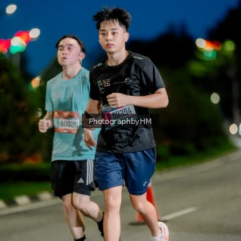 Runner Photo 3760413
