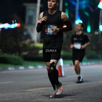 Runner Photo 3760423