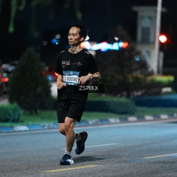Runner Photo 3760490