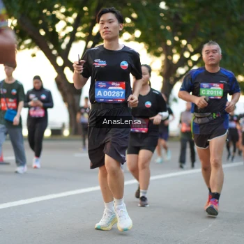 Runner Photo 3760546