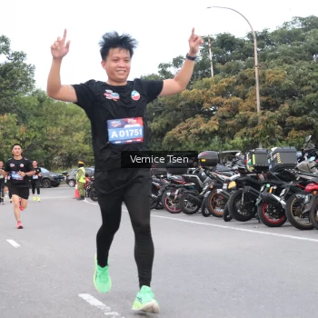 Runner Photo 3760584