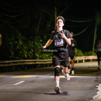 Runner Photo 3760594