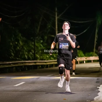 Runner Photo 3760598