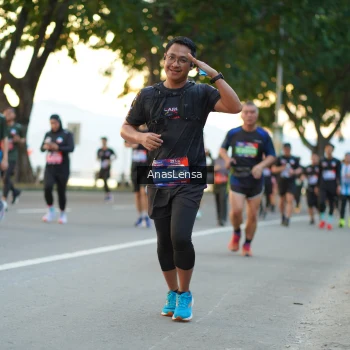 Runner Photo 3760608