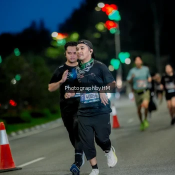 Runner Photo 3760613