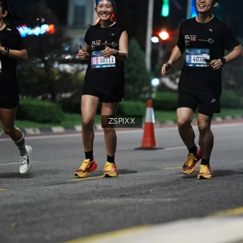 Runner Photo 3760663