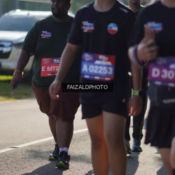 Runner Photo 3760714