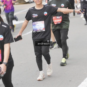Runner Photo 3760748
