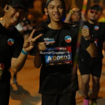 Runner Photo 3760876