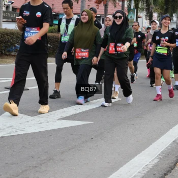 Runner Photo 3761025