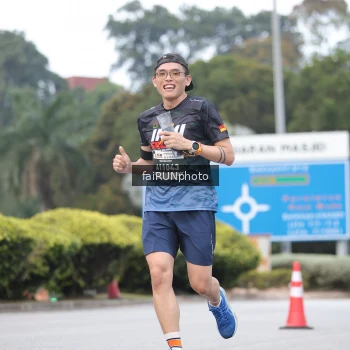 Runner Photo 3761046