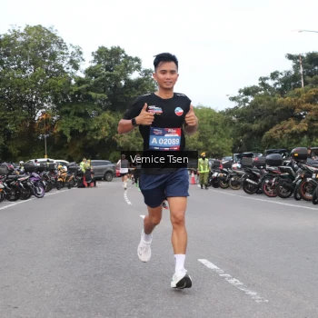 Runner Photo 3761209
