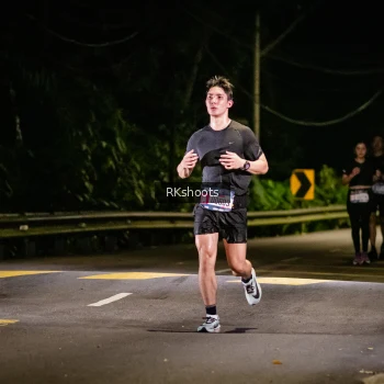 Runner Photo 3761215