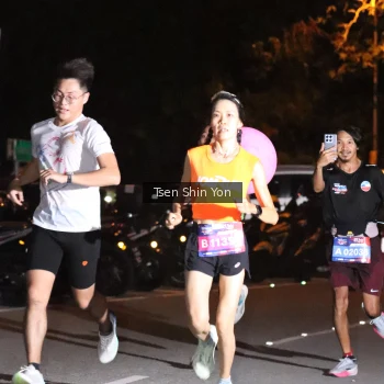 Runner Photo 3761265