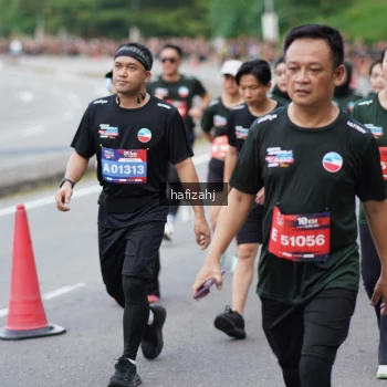 Runner Photo 3761312