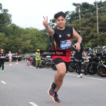 Runner Photo 3761366