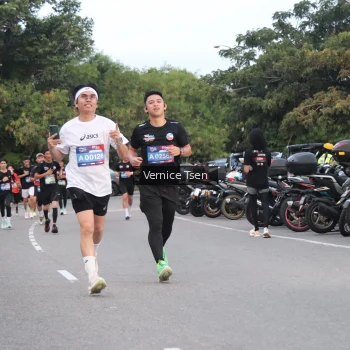Runner Photo 3761368