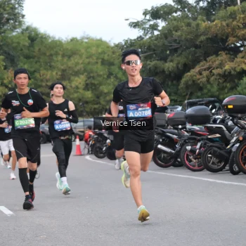 Runner Photo 3761576