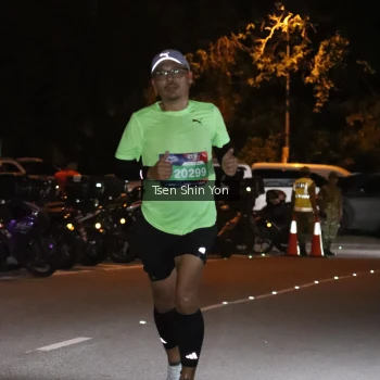 Runner Photo 3761595