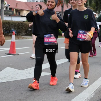 Runner Photo 3761712