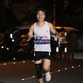 Runner Photo 3761738