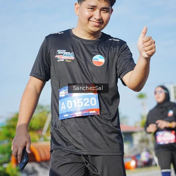 Runner Photo 3761766