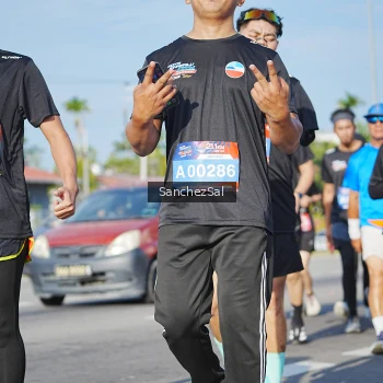 Runner Photo 3761797