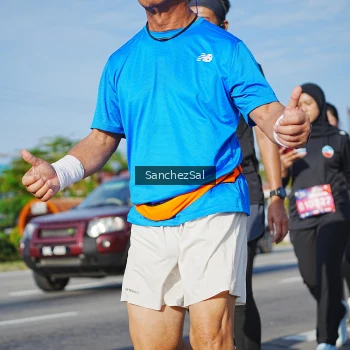 Runner Photo 3761831