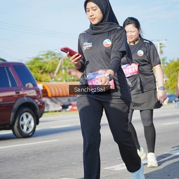 Runner Photo 3761865