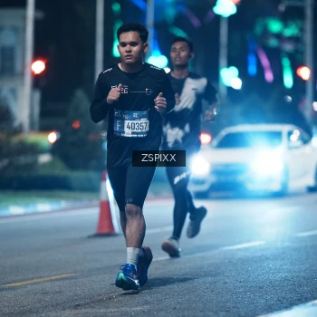 Runner Photo 3762001