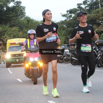Runner Photo 3762015