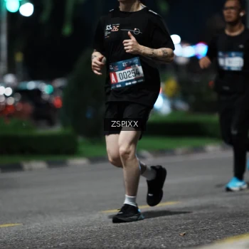 Runner Photo 3762106