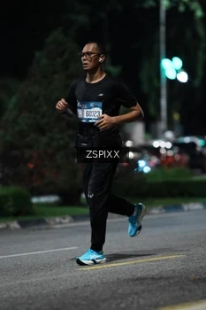 Runner Photo 3762212